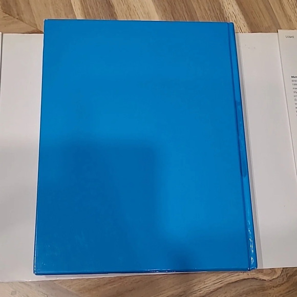 Metropolitan Home Decorate 2005 Coffee Table Book Micheal Lassell - Design Decor - Picture 4 of 8